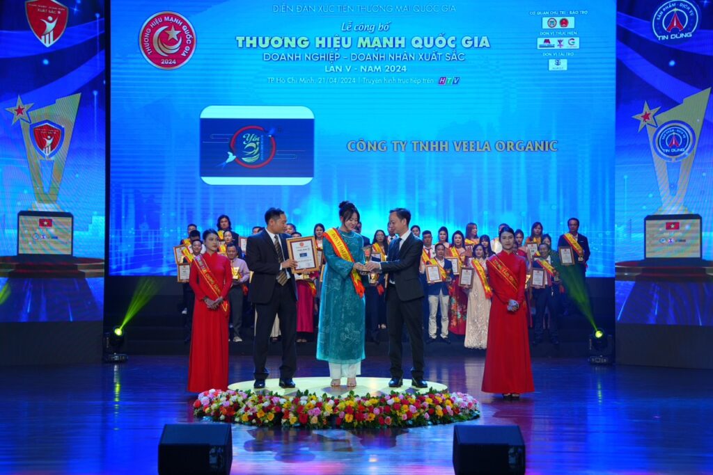 Z5569586957030_a9ad7292a00c30494f40d35410c97b23